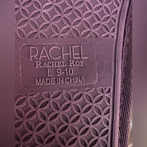 FINAL SALE!! NWT Rachel Roy Burgundy Chenille Slippers, Size L, 9-10 - Picture 5 of 9